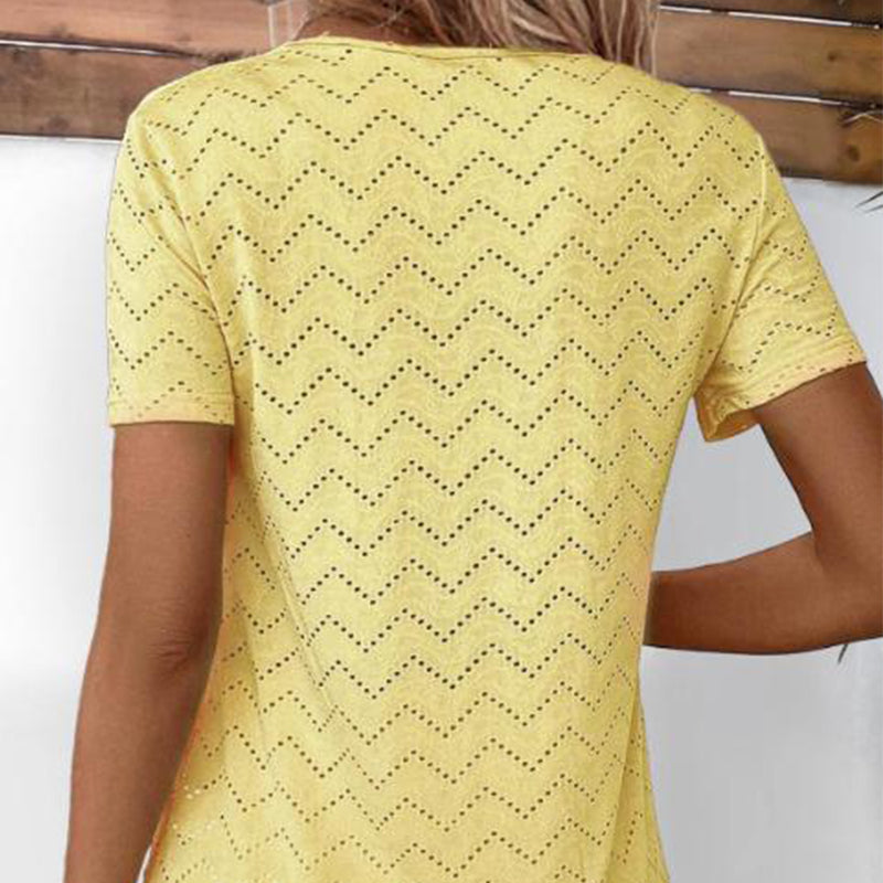 Leah | Casual T-Shirt for Women in a Modern Look with Round Neck